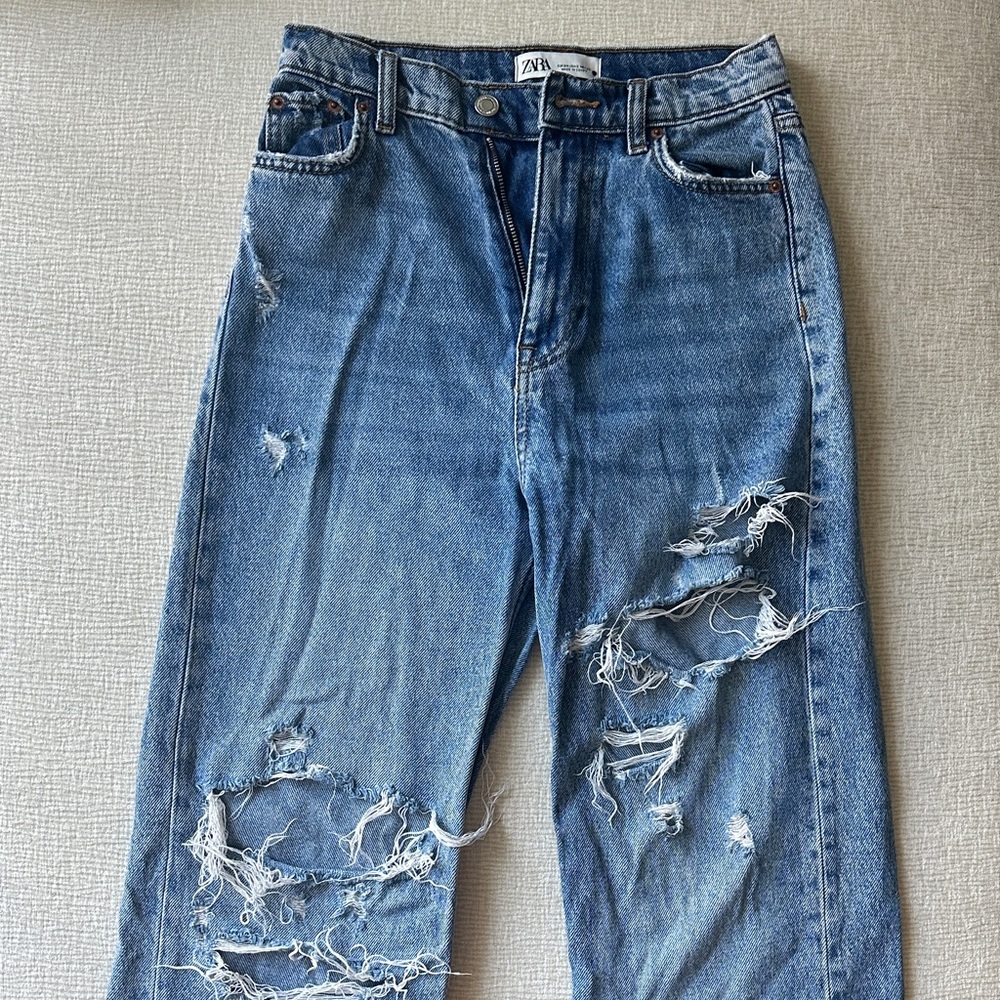 Zara Ripped Denim Jeans in Light Blue